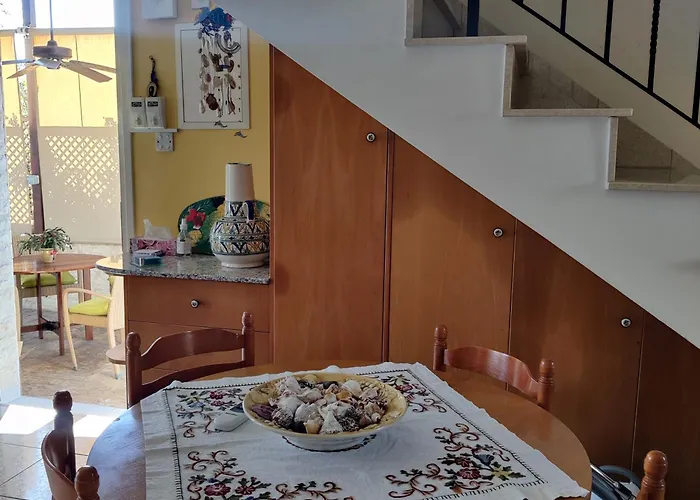 Prázdninový dům Quiet House Near The *