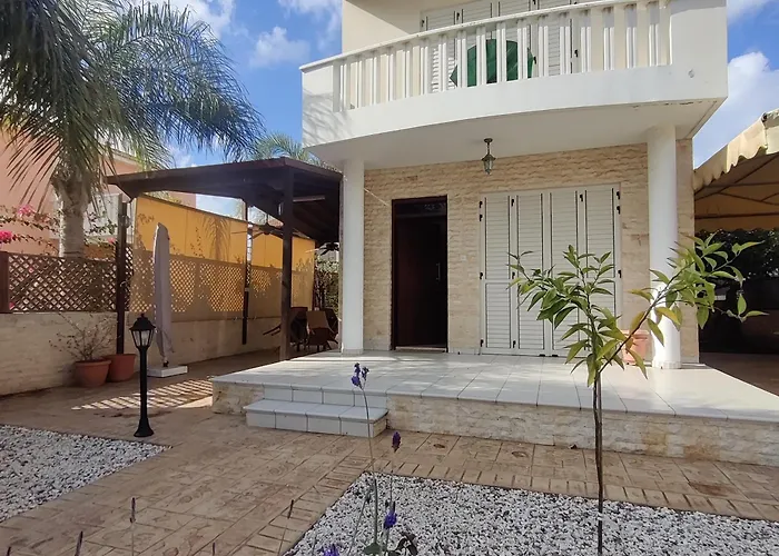 Prázdninový dům Quiet House Near The *